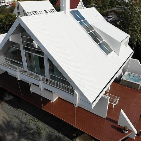 Big Villa Centrally Located In Reykjavík Eksteriør billede