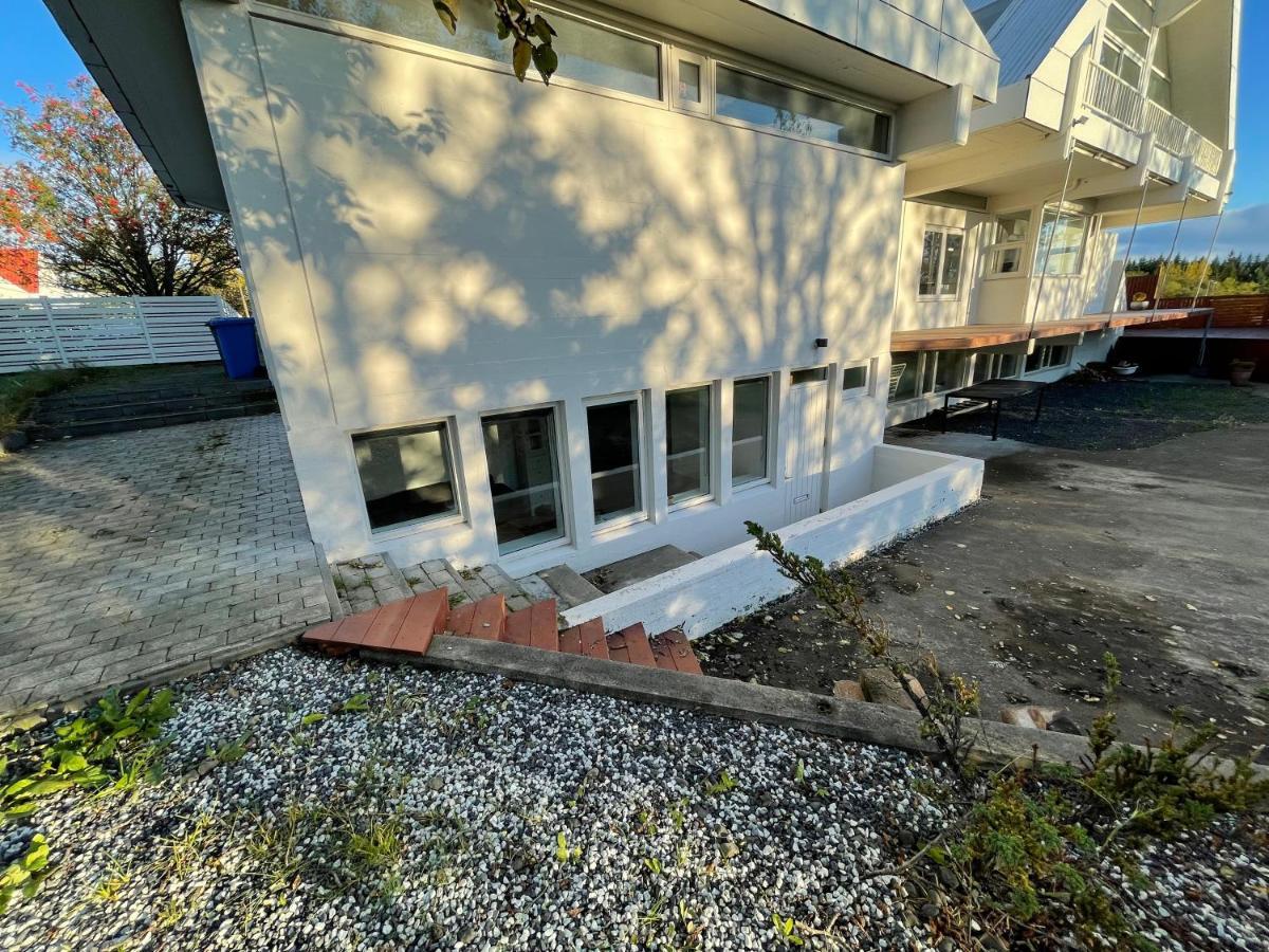Big Villa Centrally Located In Reykjavík Eksteriør billede